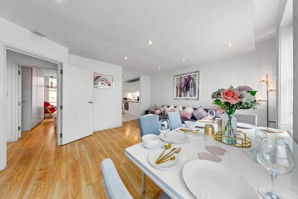 3 Bedroom Apartment In Haymarket Central London Sleep 10 Hy2 Екстер'єр фото