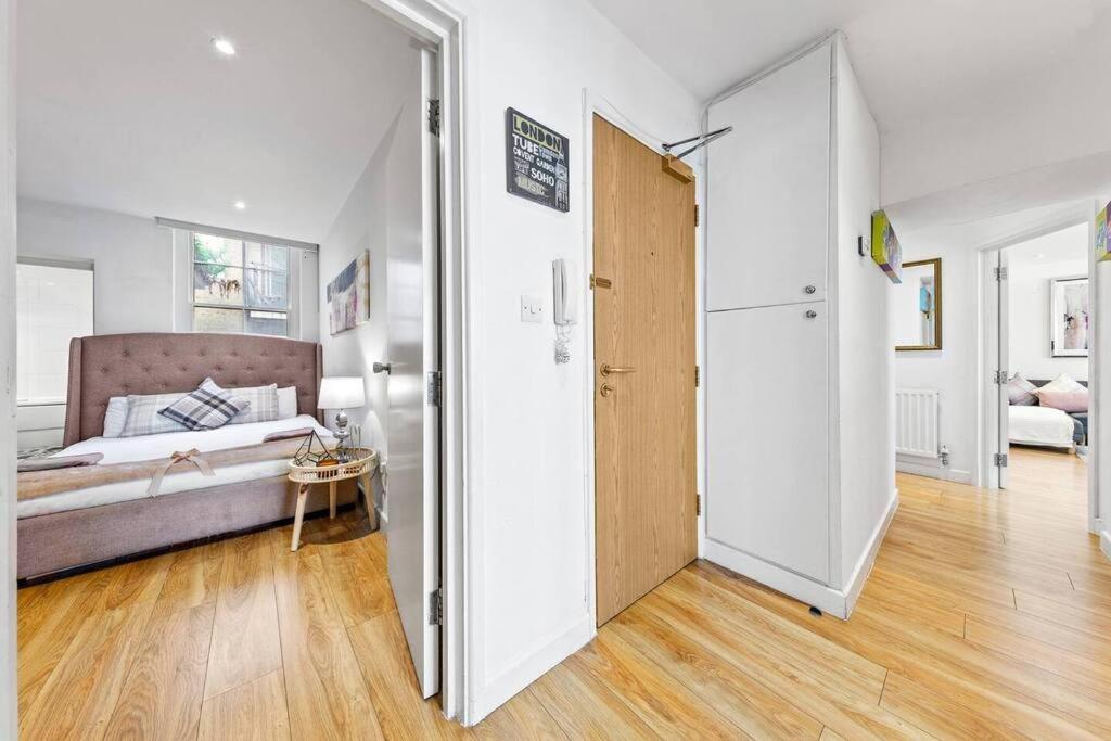 3 Bedroom Apartment In Haymarket Central London Sleep 10 Hy2 Екстер'єр фото