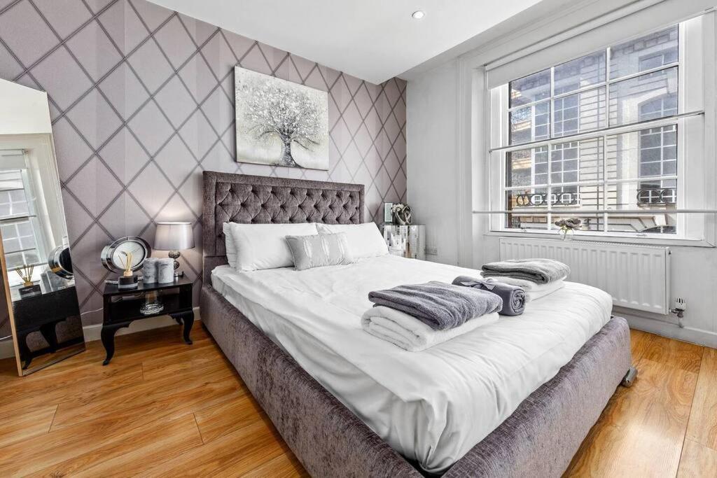 3 Bedroom Apartment In Haymarket Central London Sleep 10 Hy2 Екстер'єр фото