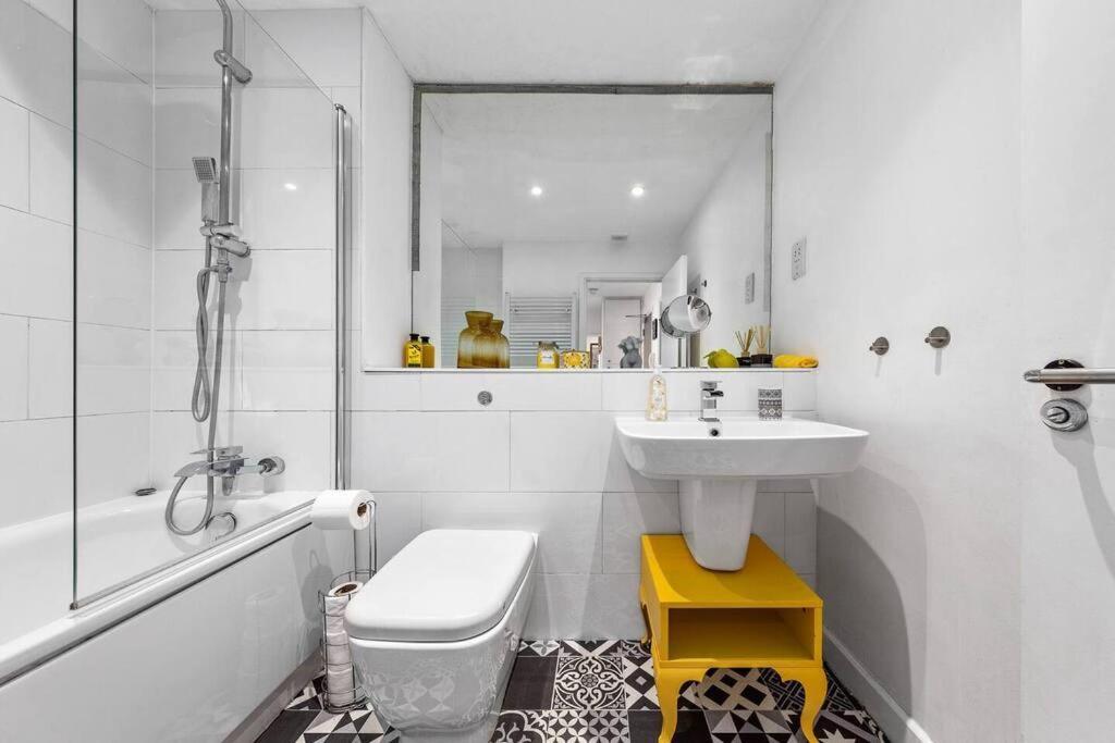 3 Bedroom Apartment In Haymarket Central London Sleep 10 Hy2 Екстер'єр фото