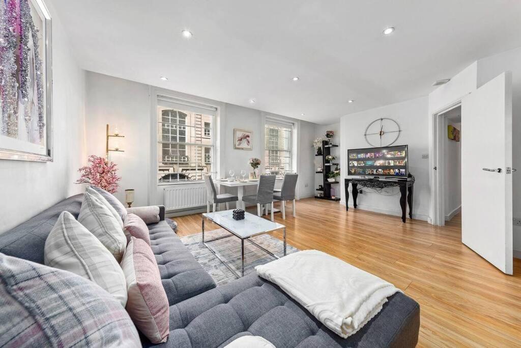 3 Bedroom Apartment In Haymarket Central London Sleep 10 Hy2 Екстер'єр фото